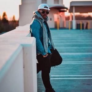 Meet your Posher, Ace